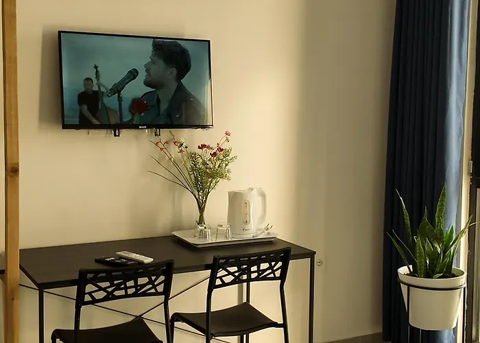 Hotel Bluemoon Retreat